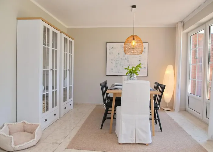 Doppelhaushaelfte 7a بيت للعطل